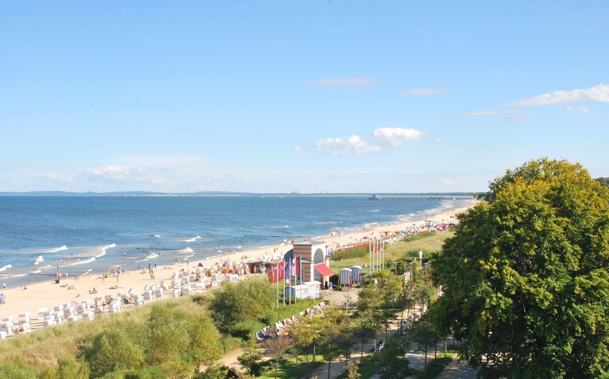 Strandhotel Bansiner Hof Heringsdorf Zewnętrze zdjęcie